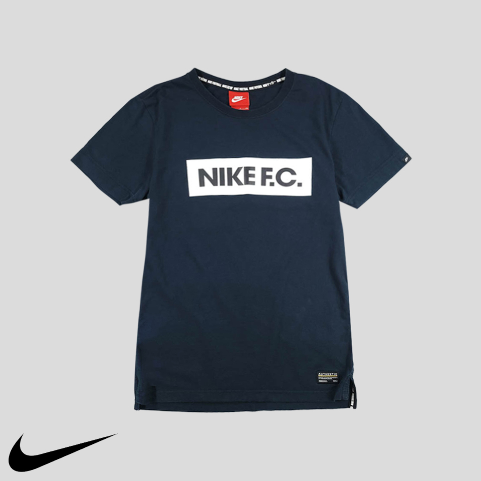 나이키 FC 풋볼 피그먼트 네이비 화이트 박스프린팅 코튼100 반팔 티셔츠 XS